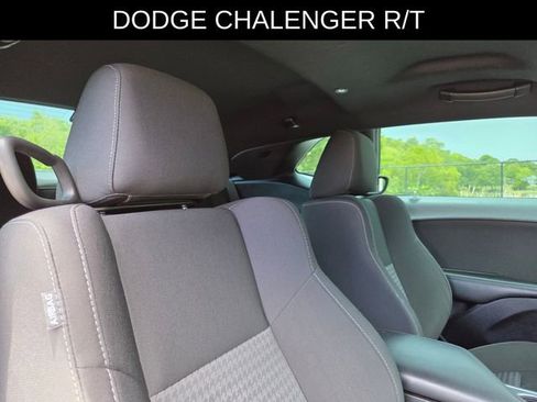 Used 2019 Dodge Challenger R/T RWD image 15