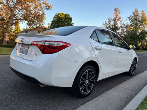 Used 2015 Toyota Corolla S image 5