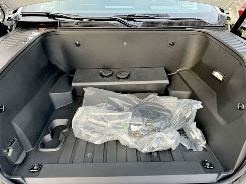 New 2026 GMC Sierra EV Elevation image 58