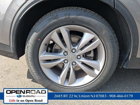 Used 2023 Acura MDX SH-AWD image 6