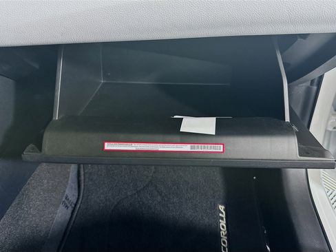 Used 2023 Toyota Corolla SE FWD image 32
