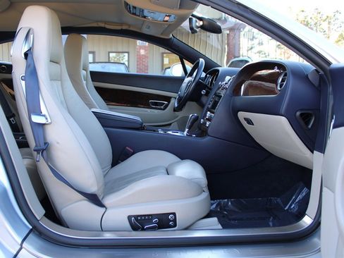 Used 2005 Bentley Continental GT image 14