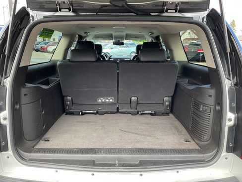 Used 2011 GMC Yukon XL SLT image 39