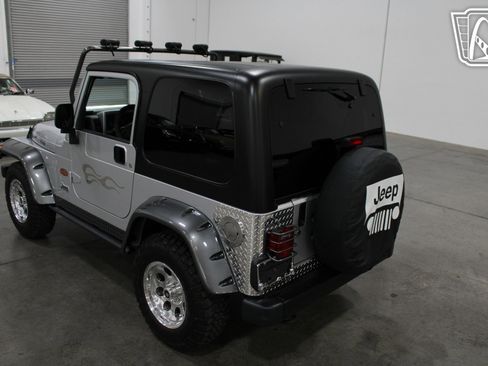 Used 2003 Jeep Wrangler Rubicon image 6