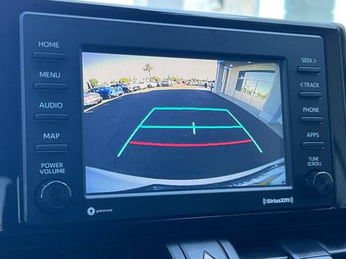 Used 2021 Toyota RAV4 XLE w/ XLE Grade Weather Package AWD/4WD image 28