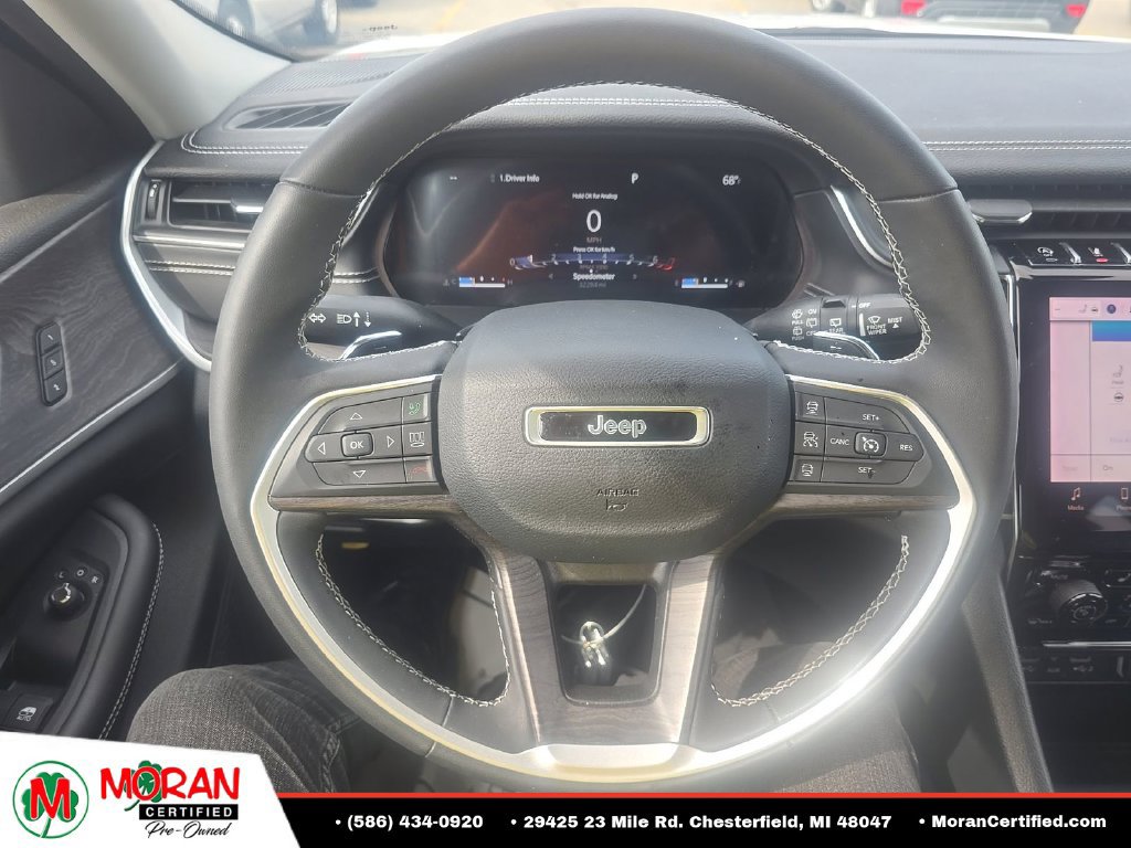 Used 2023 Jeep Grand Cherokee L Limited AWD/4WD image 12