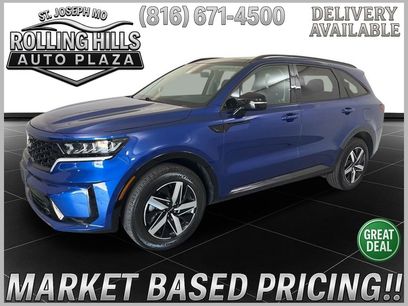 Used 2023 Kia Sorento EX w/ Panoramic Sunroof Package