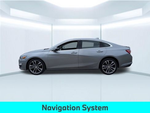 Used 2024 Chevrolet Malibu LT FWD image 2