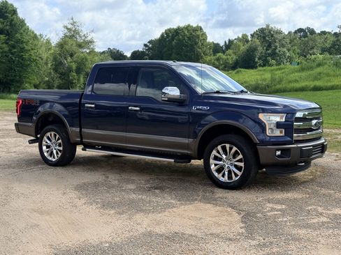 Used 2015 Ford F150 Lariat w/ Equipment Group 502A Luxury AWD/4WD image 7