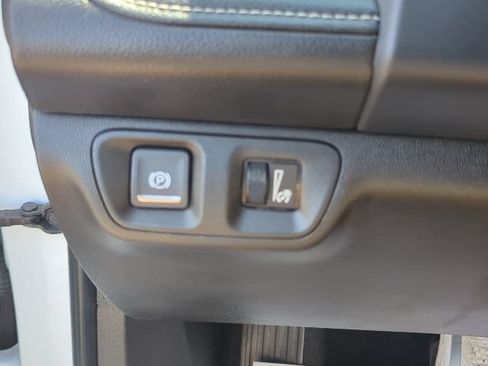 Used 2020 GMC Acadia SLT AWD/4WD image 21