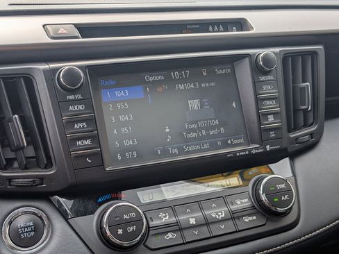 Used 2018 Toyota RAV4 Limited image 20