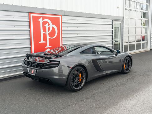 Used 2012 McLaren MP4-12C Coupe RWD image 35