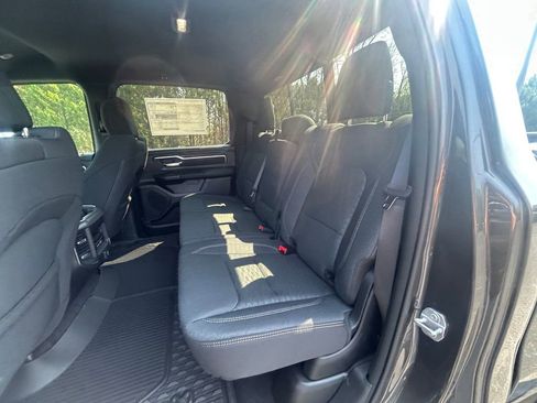 New 2026 RAM 1500 4x4 Crew Cab image 17