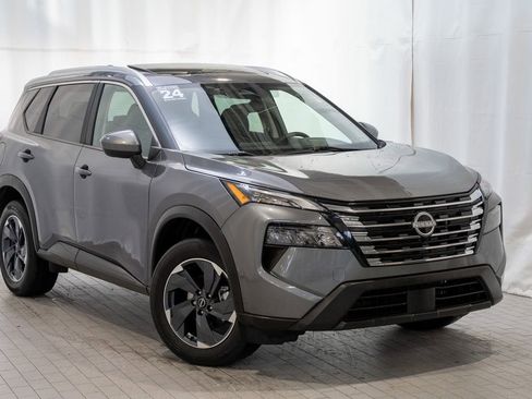 Certified 2024 Nissan Rogue SV w/ SV Premium Package image 1