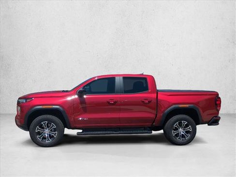 Used 2025 GMC Canyon AT4 w/ Technology Plus Package AWD/4WD image 9