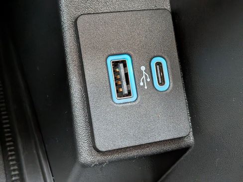 Certified 2024 Ford Edge SEL w/ Convenience Package image 27