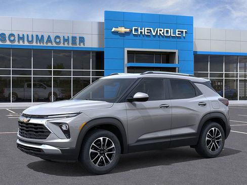 New 2026 Chevrolet TrailBlazer LT image 2