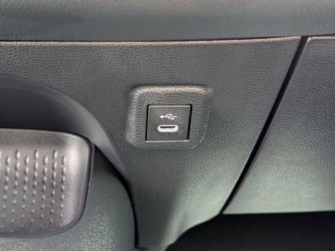 Used 2024 Toyota Corolla SE image 18