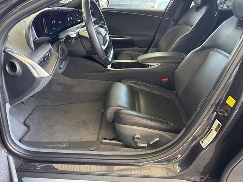 Used 2023 Lucid Air Touring AWD/4WD image 17
