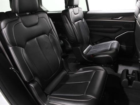 Used 2021 Jeep Grand Cherokee L Limited image 20