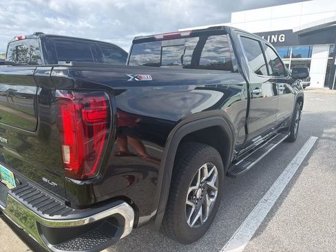 Used 2025 GMC Sierra 1500 SLT w/ SLT Premium Package AWD/4WD image 8