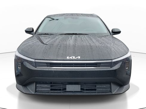 New 2026 Kia K4 LXS image 2