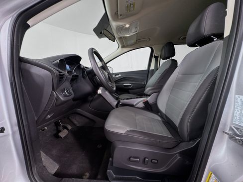 Used 2016 Ford Escape SE FWD image 19