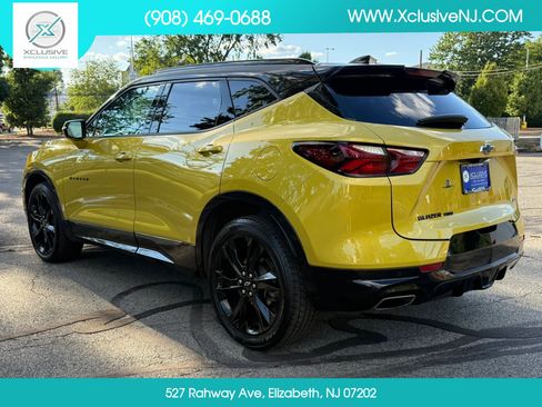 Used 2022 Chevrolet Blazer RS w/ Enhanced Convenience Package AWD/4WD image 2
