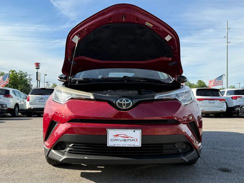 Used 2018 Toyota C-HR XLE FWD image 15