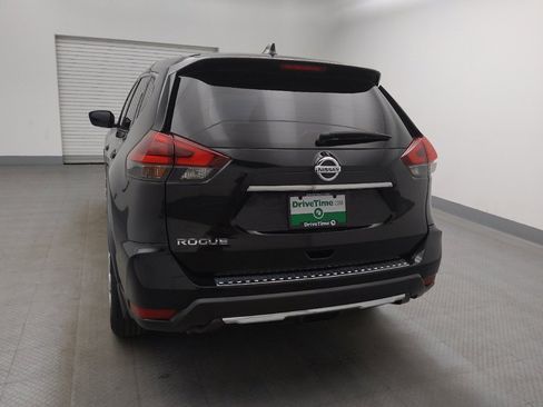 Used 2020 Nissan Rogue S FWD image 9