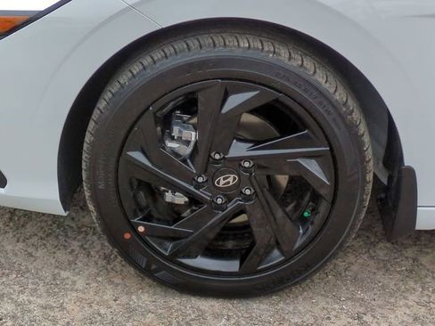 New 2026 Hyundai Elantra Sport FWD image 11