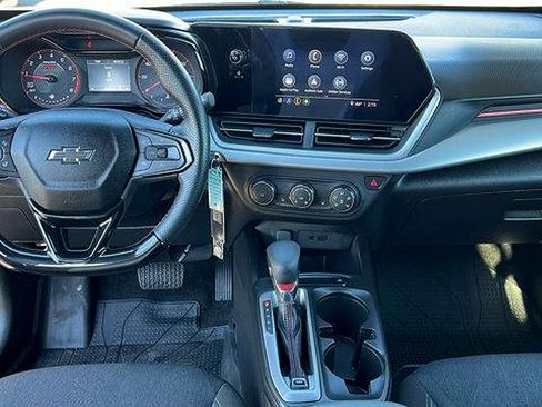 Certified 2024 Chevrolet Trax RS w/ Driver Confidence Package image 14