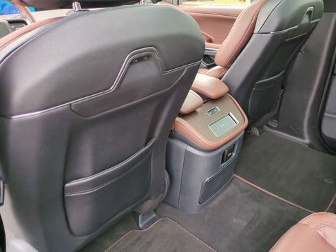Used 2025 Lincoln Navigator Reserve AWD/4WD image 18