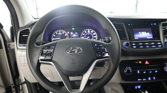 Used 2018 Hyundai Tucson SE AWD/4WD image 16