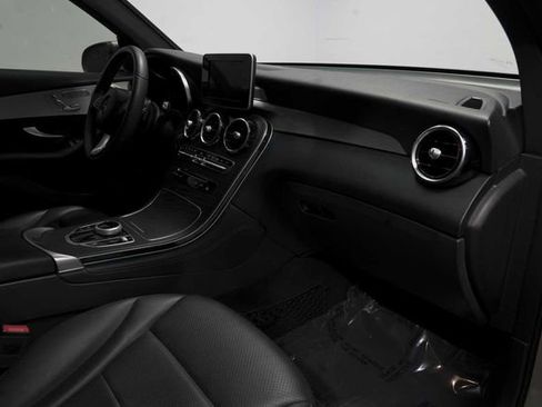 Used 2019 Mercedes-Benz GLC 300 image 13