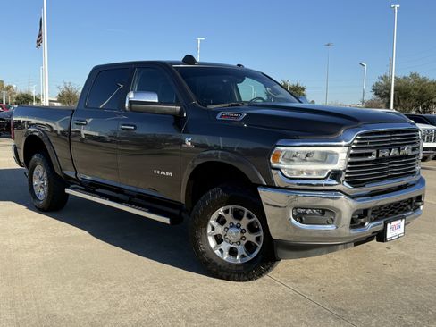 Used 2021 RAM 2500 Laramie image 2