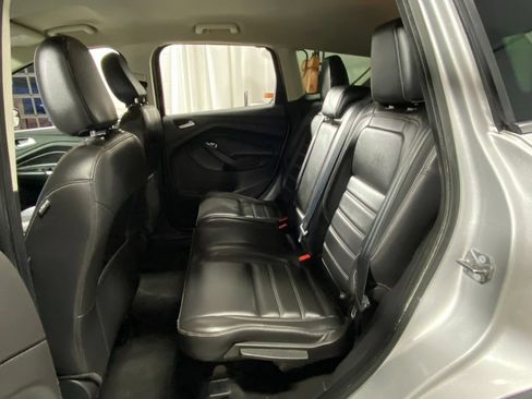 Used 2019 Ford Escape SEL AWD/4WD image 25