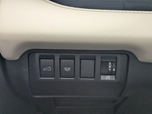 New 2026 Subaru Ascent Limited image 29