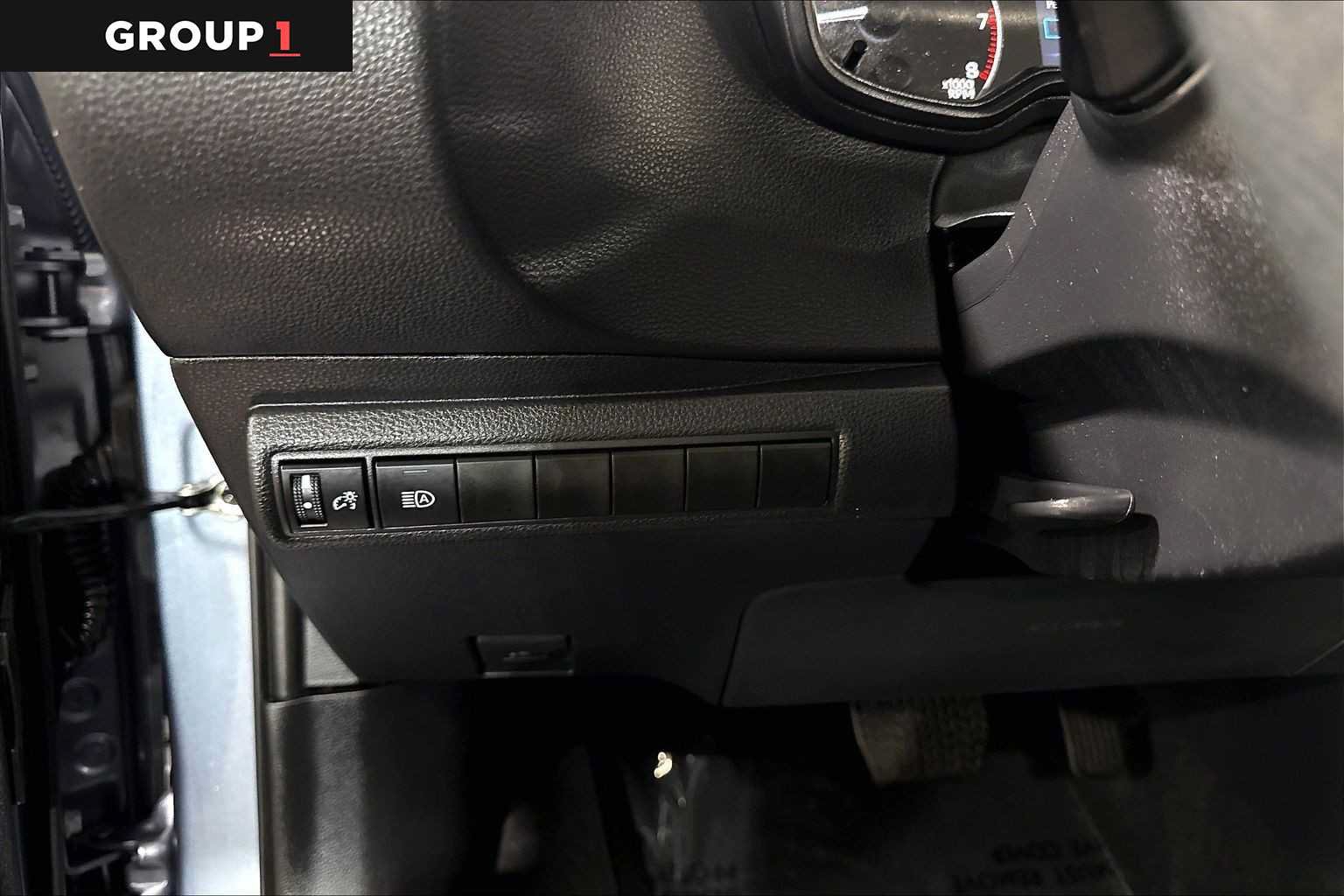 Certified 2025 Toyota Corolla LE FWD image 35