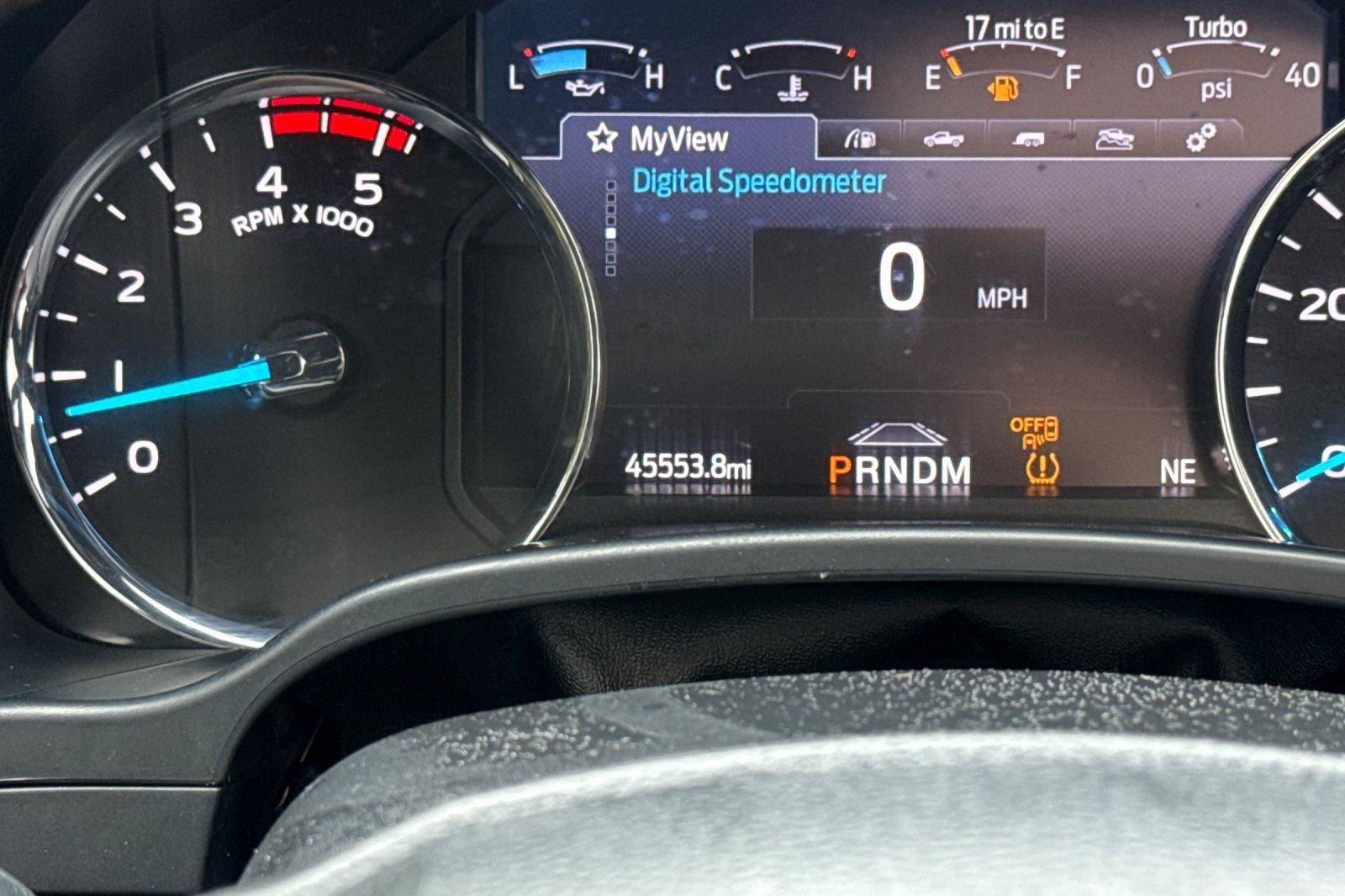 Used 2021 Ford F350 Platinum w/ FX4 Off-Road Package AWD/4WD image 25
