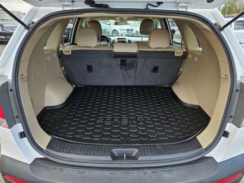 Used 2011 Kia Sorento LX image 10