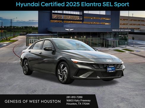 Certified 2025 Hyundai Elantra Sport FWD image 1