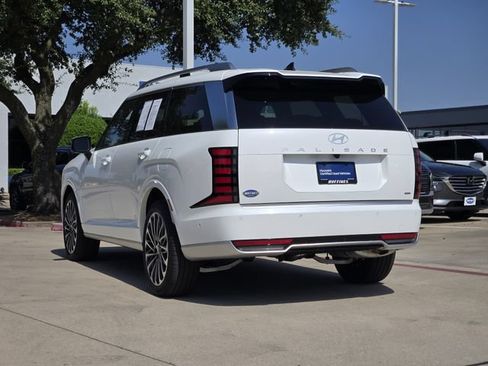 Certified 2026 Hyundai Palisade Calligraphy AWD/4WD image 3