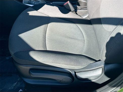 Used 2014 Hyundai Accent GS image 17