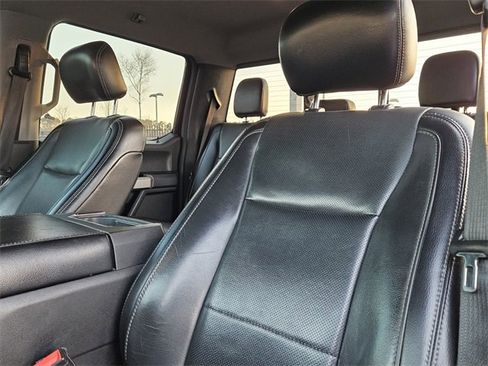 Used 2017 Ford F250 Lariat w/ Chrome Package image 14