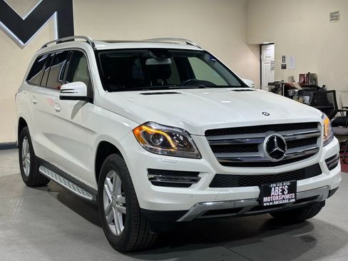 Used 2014 Mercedes-Benz GL 450 4MATIC image 3