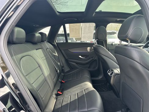 Used 2021 Mercedes-Benz GLC 300 4MATIC image 20