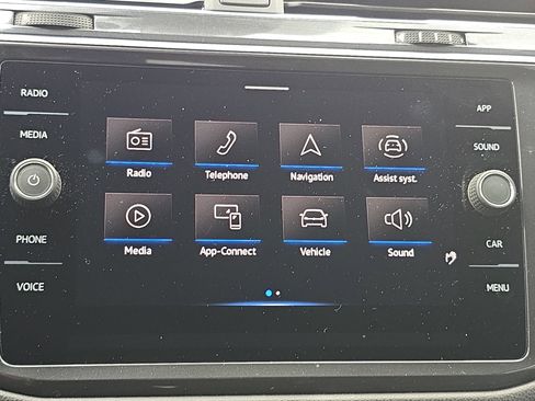 Certified 2023 Volkswagen Tiguan SE R-Line image 21