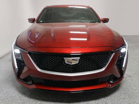 Used 2025 Cadillac CT5 Sport RWD image 2