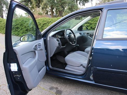 Used 2004 Ford Focus ZTW image 5